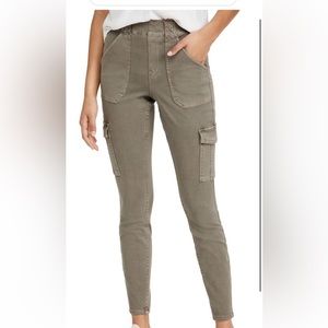 SPANX | Green twill cargo khaki pants skinny pull on size M